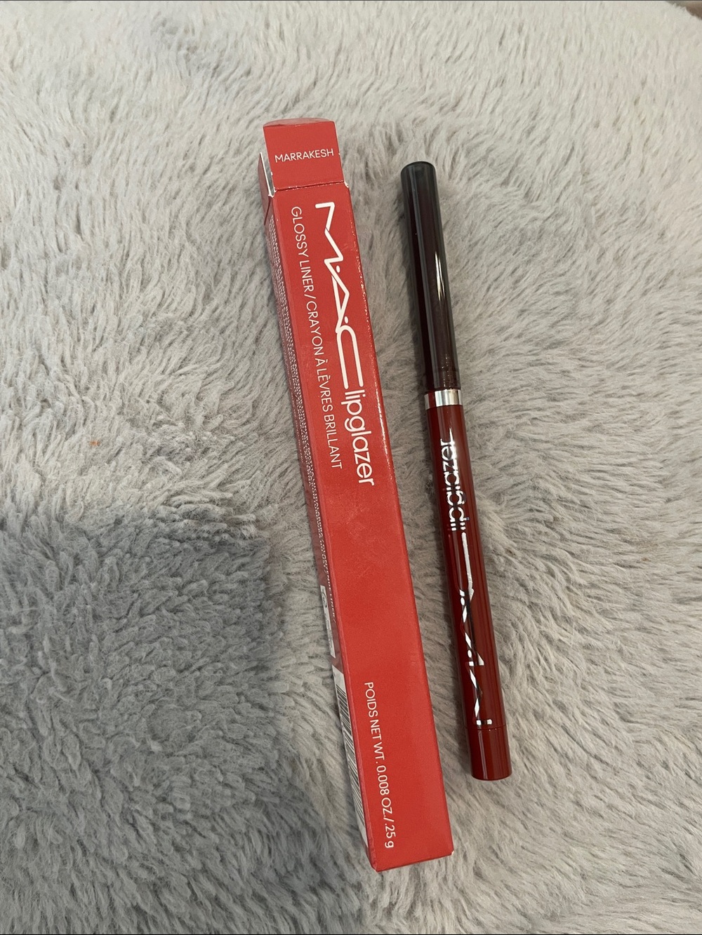 MAC Cosmetics Lipglaze Lip Liner in Marrakesh Red